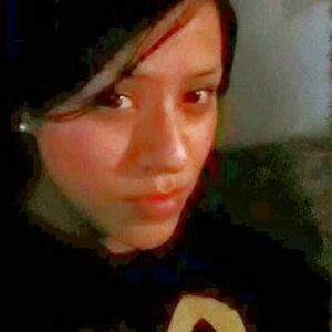 Meet your Posher, Isabel